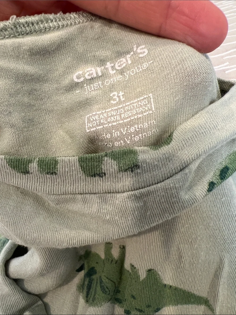 Kyte baby & carters Kids Long Sleeve Pajama set White Raccoon & Green Dinosaurs